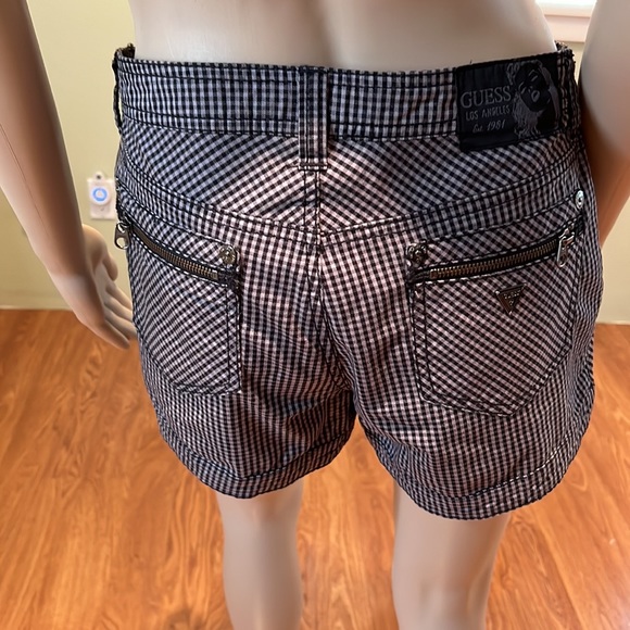 Guess Short Shorts in Black And White  Checkered Size 30 - Picture 5 of 9